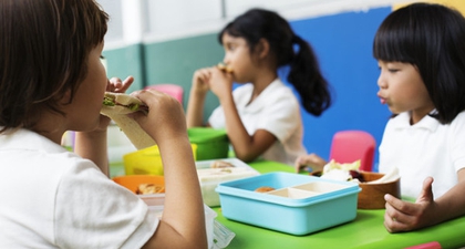 Ini Manfaat Membawa Bekal buat Anda dan Anak