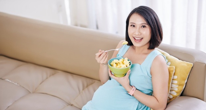 8 Buah yang Sebaiknya Tidak Dikonsumsi saat Hamil