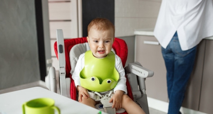 Moms, Waspadai 10 Tanda Pengasuh Anak yang Buruk Ini!