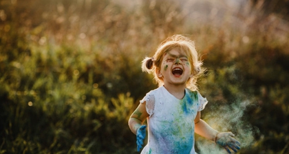 Selalu Bahagia, Ini Cara Orang Tua Skadinavia Asuh Anak