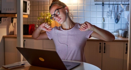 Perlu Begadang? Ini Makanan yang Perlu Dimakan dan Dihindari!