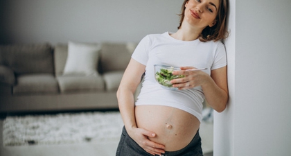 Bumil Puasa, Adakah Pengaruhnya pada Pergerakan Janin?