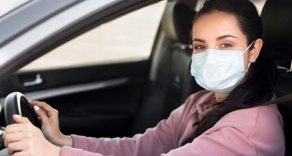 Trik Memakai Masker yang Tidak Membuat Sakit Telinga